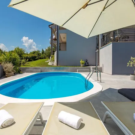 Lux 3 Apartment Rijeka
